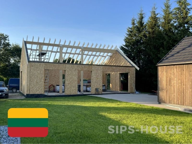 SIPS bespoke house assembly
